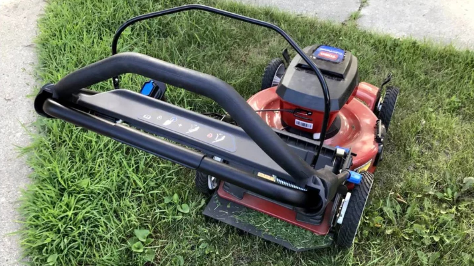 Toro Smartstow Recycler 22 Inch 60V MAX Electric Lawn Mower Review
