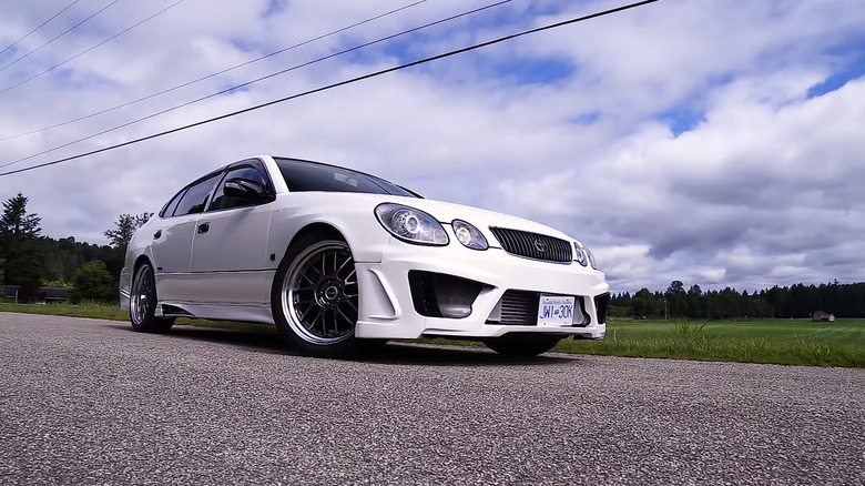 White Toyota Aristo V300