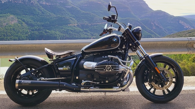 BMW R 18 Motorcycle in front of lake