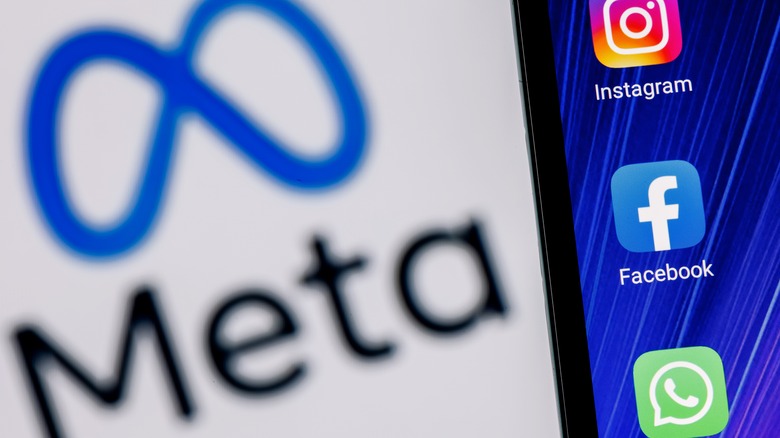 The Meta Logo with the most popular Meta Apps