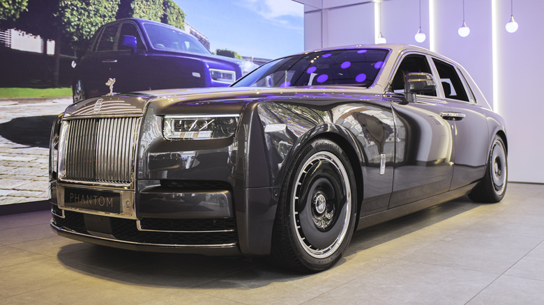 Rolls-Royce Phantom Series II at dealership