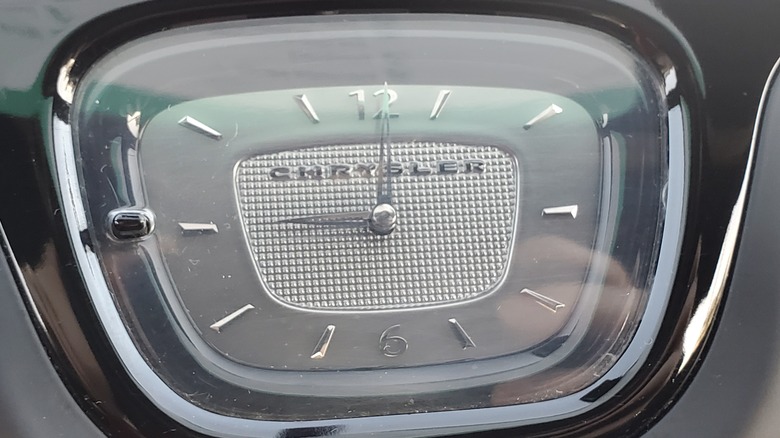 Chrysler analog car clock