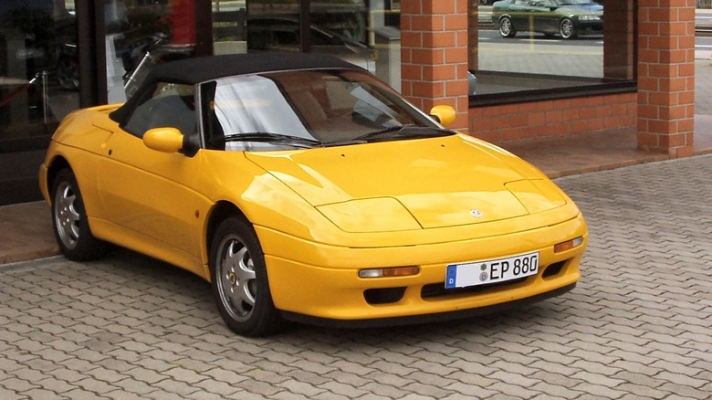 Lotus Elan M100