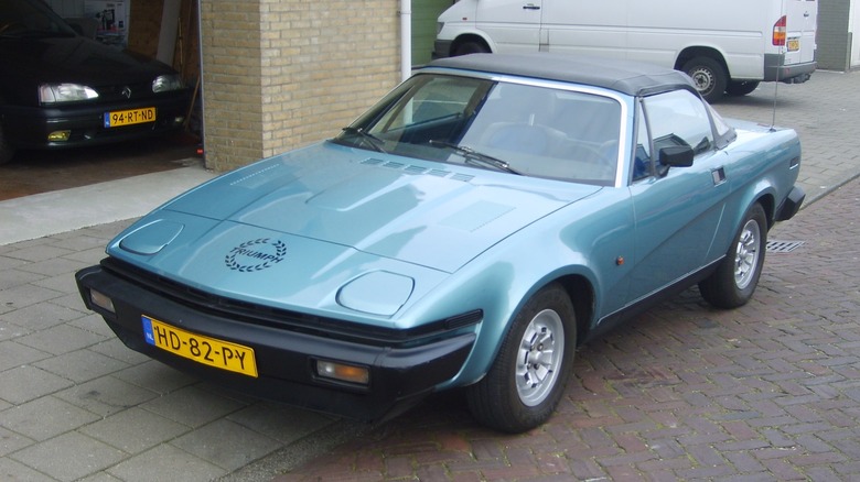 Blue Triumph TR7