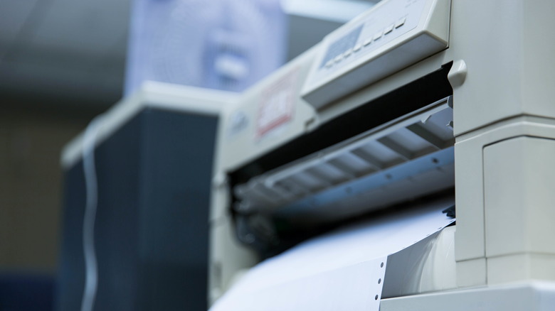 Dot matrix printer printing