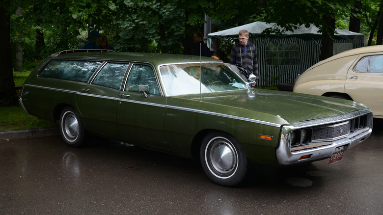 Chrysler Town and Country