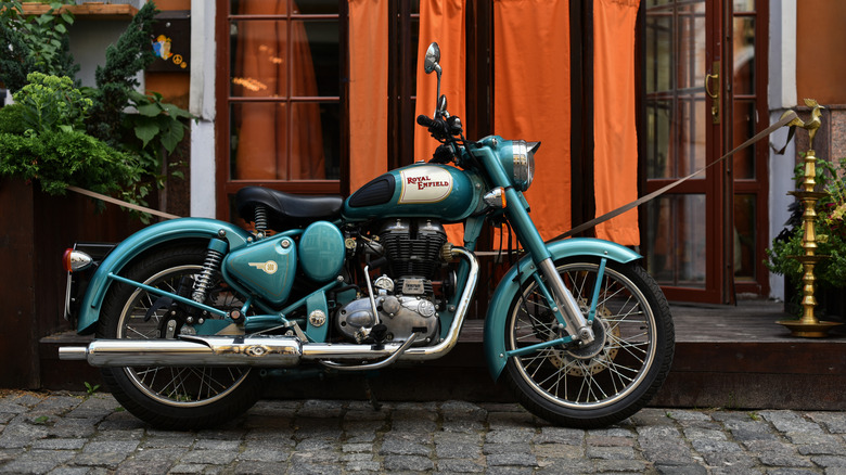 Royal Enfield Classic 500