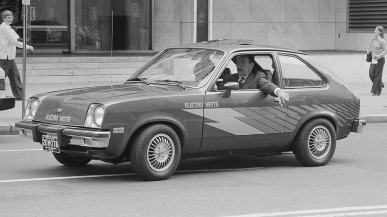 GM executive drives a Chevrolet Electrovette