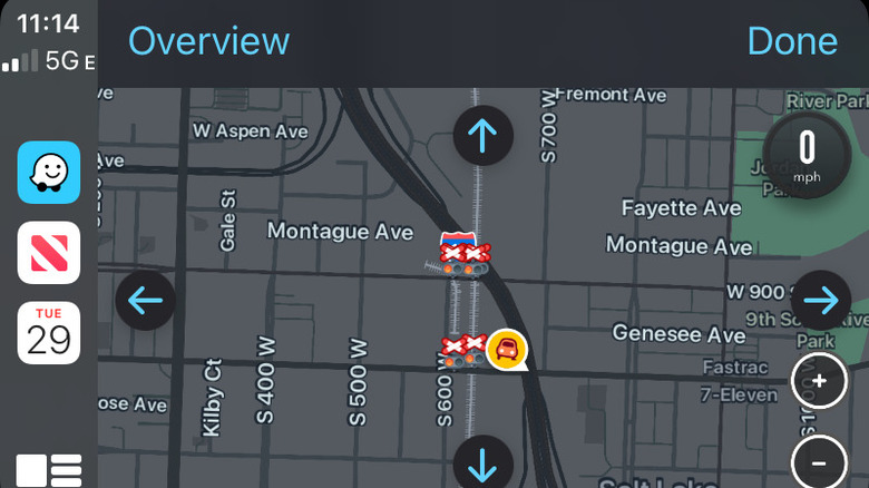 Waze on Apple CarPlay