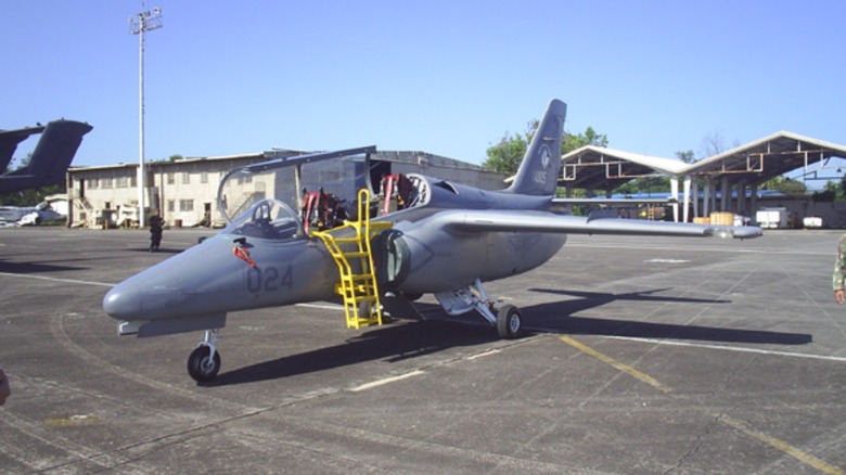 SIAI Marchetti S-211 on ground.