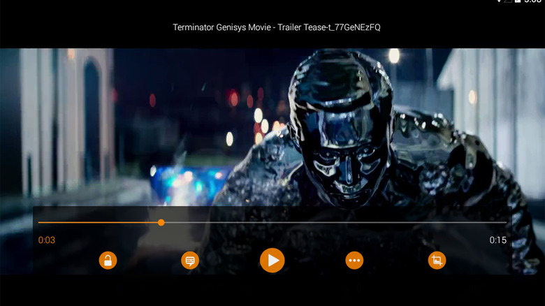 VLC playing a Terminator Genisys trailer.