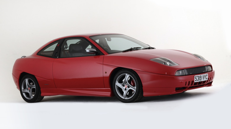 The Fiat Coupe in red, front 3/4 view