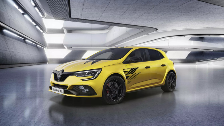 Renault Megane R.S. Ultime yellow