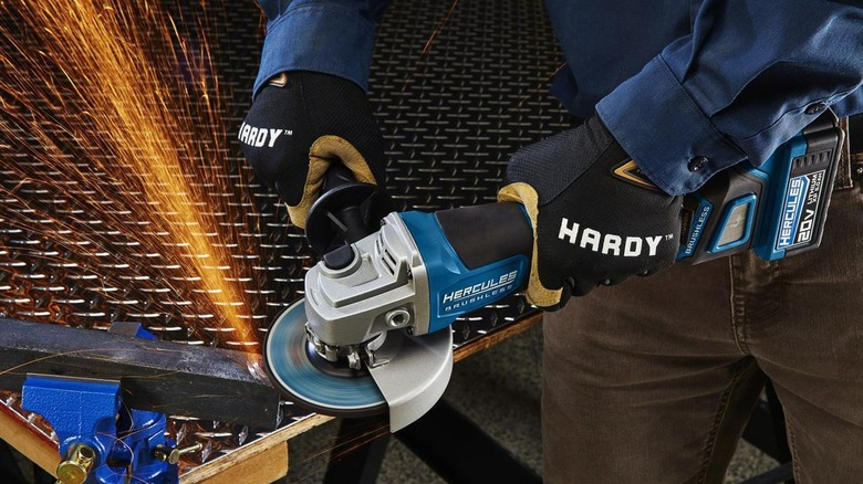 gringing stock with Hercules angle grinder