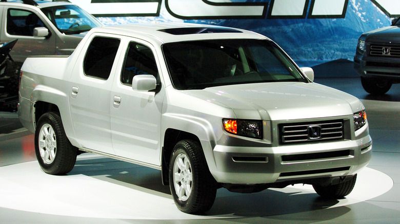 A silver four-door 2006 Honda Ridgeline truck