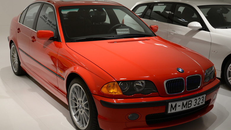 Red BMW E46 Compact