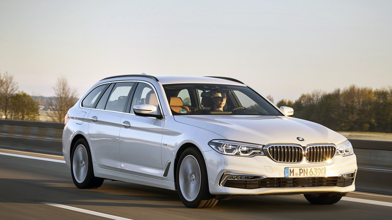 BMW F10-Generation 5-Series Touring