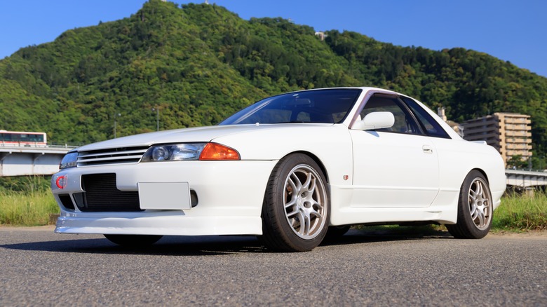 Nissan Skyline R32 GT-R