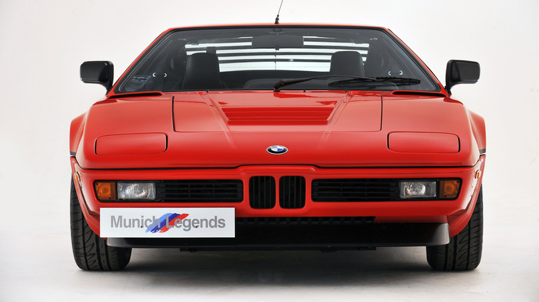 BMW M1 Red