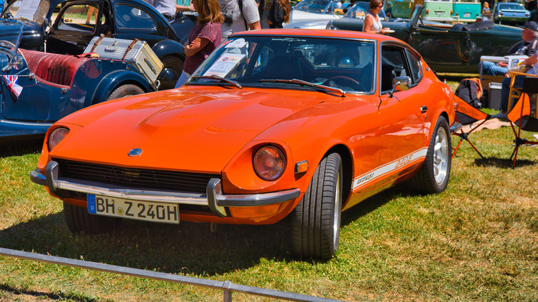 Nissan Fairlady 240Z Orange