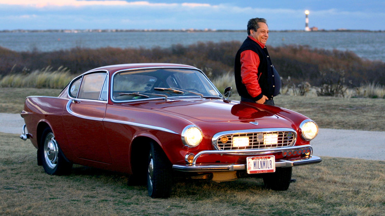 Irv Gordon with his Volvo P1800