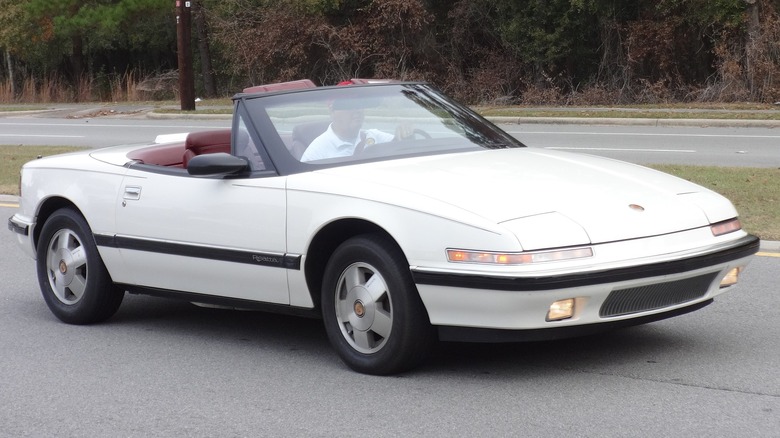 Buick Reatta convertible