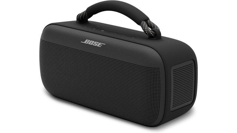 A stock image of the Bose SoundLink Max