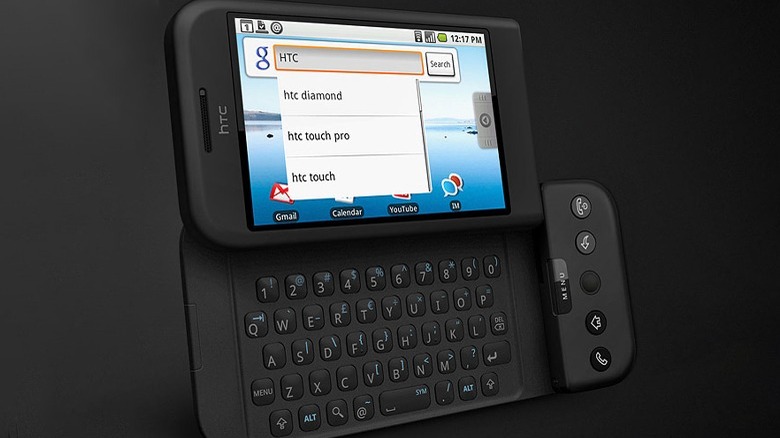 HTC Dream with horizontally-slid touchscreen