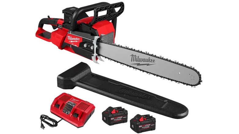 M18 Fuel Chainsaw Kit