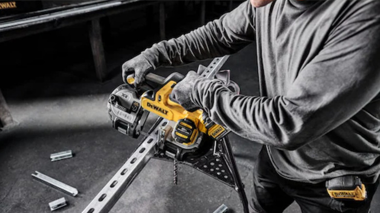 DeWalt Mid-Size Bandsaw