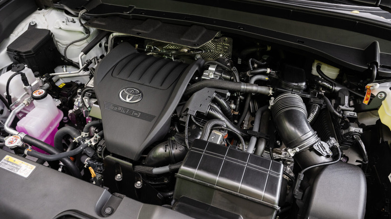 2024 Toyota Grand Highlander engine