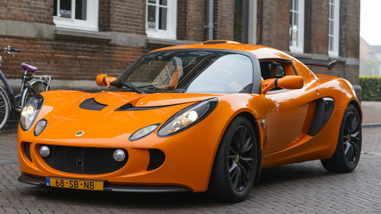 Orange Lotus Exige on the road