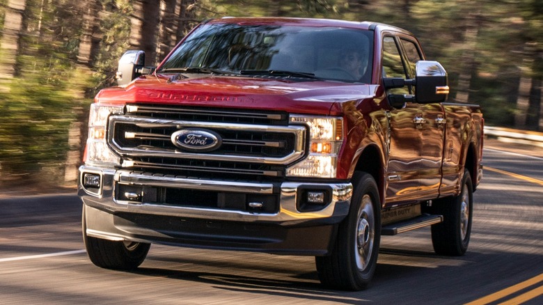 Ford F-250 King Ranch Red