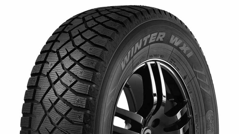 Arctic Claw WXI tire