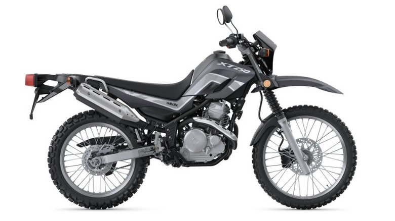 Yamaha XT250 in gray on display