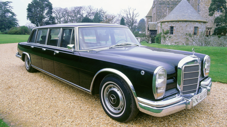 Mercedes-Benz 600 Pullman limo