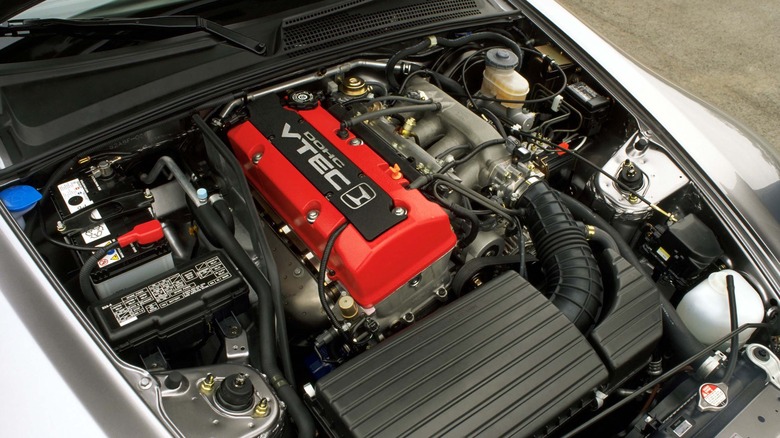 Honda F20C engine in S2000