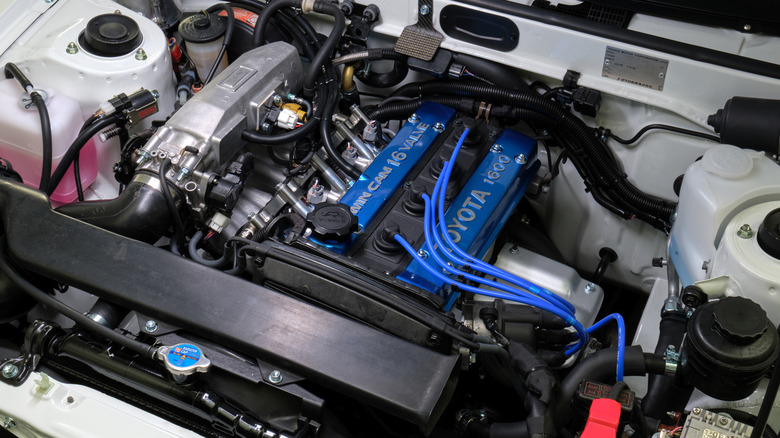 Toyota 4A-GE engine converted to run on hydrogen