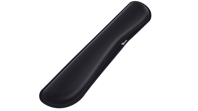 Single black keyboard wrist rest bearing the Gimars brand name