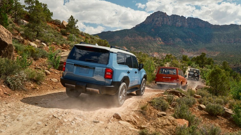 Toyota Land Cruiser on rocks