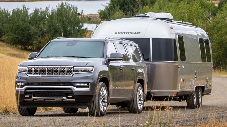 Jeep Grand Wagoneer L Towing