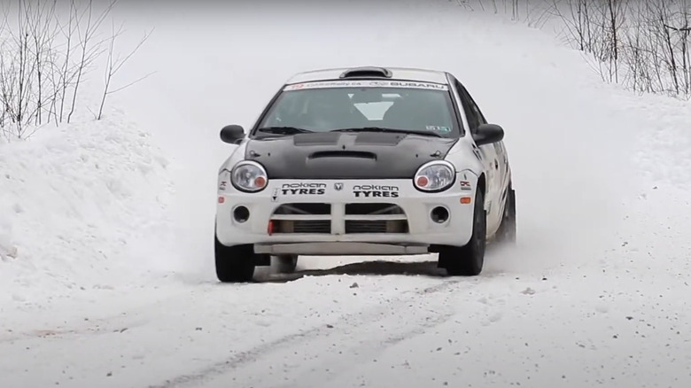 Dodge Neon rally car in the snow