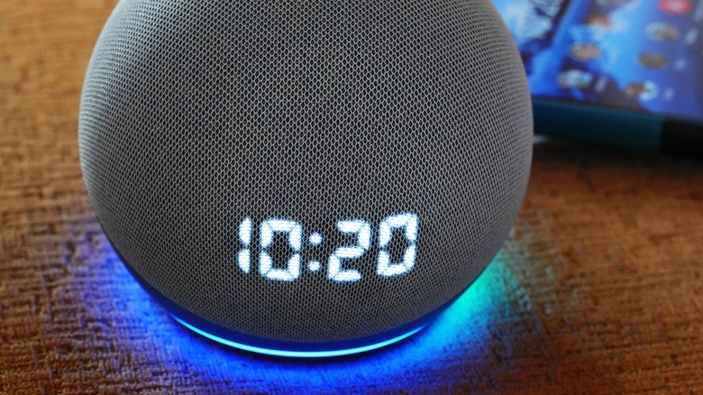 Amazon Echo device displaying a time of 10:20