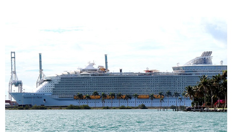 Symphony of the Seas cruise ship