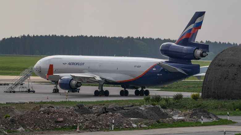 trijet aeroflot cargo plane