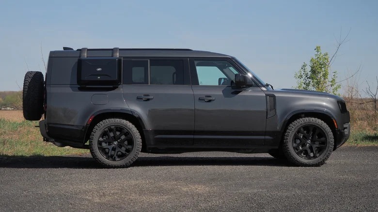 2024 Land Rover Defender 130 side view