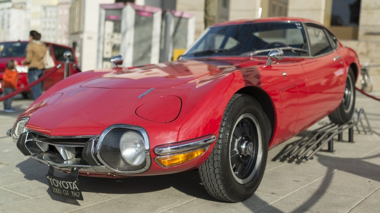 Toyota 2000GT