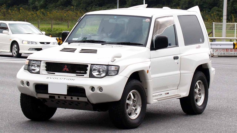 Mitsubishi Pajero Evolution