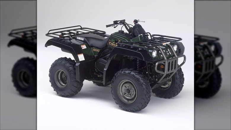 Dark green Yamaha Grizzly 600