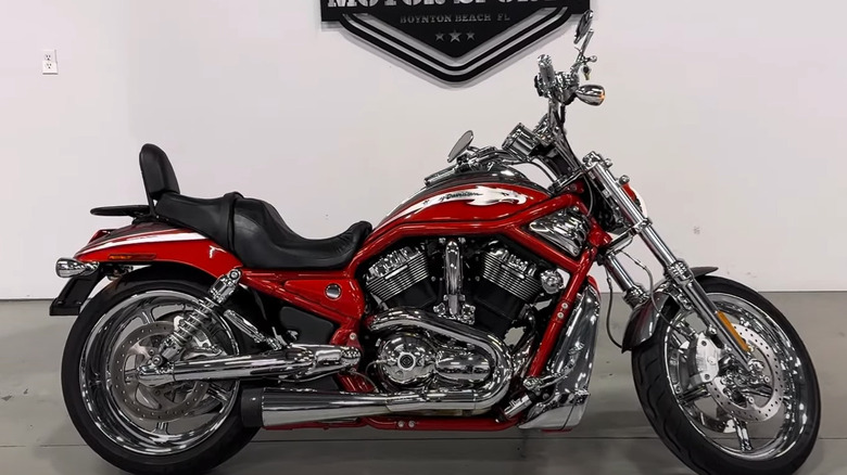 Red 2006 Screaming Eagle CVO VRod